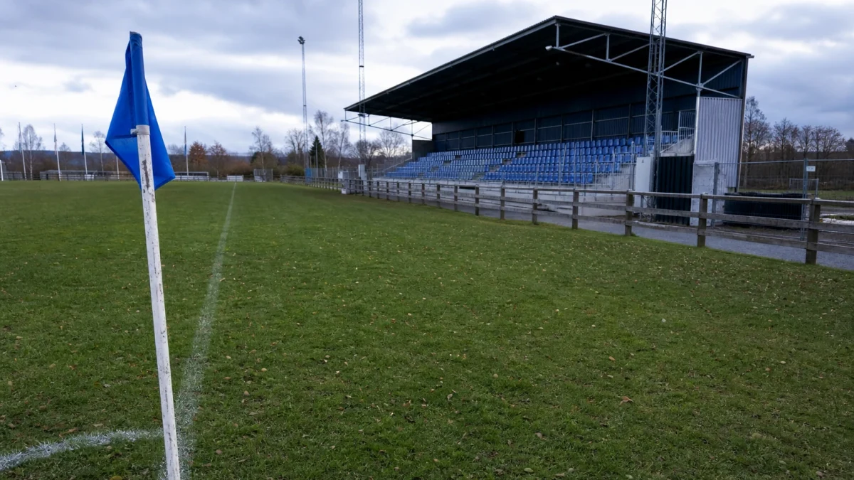 Frankrike holder førsteplassen etter fire strake seirer